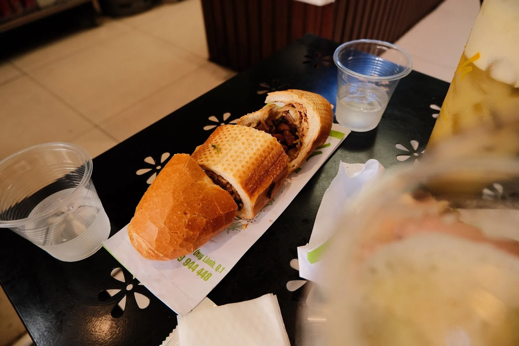 Bánh mì Đỉnh, ảnh Melojean de los Reyes