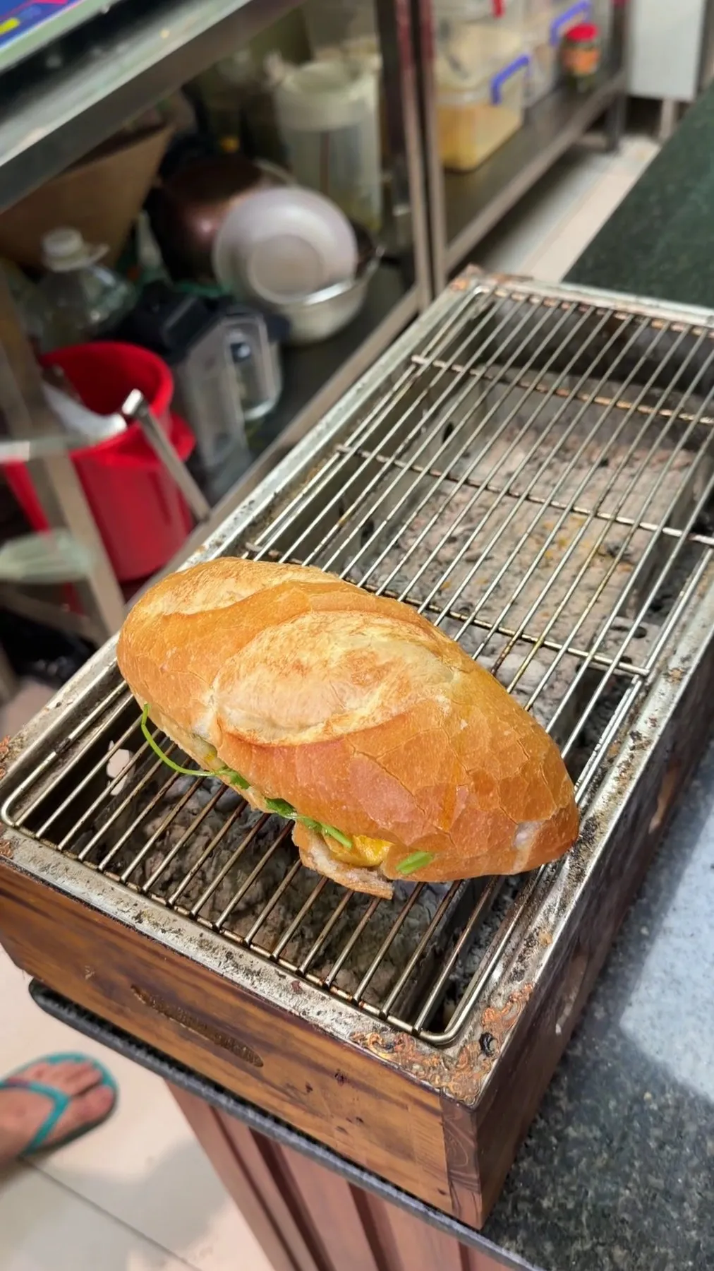 Bánh mì Đỉnh, ảnh 賴宥臣