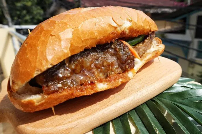 Bánh Mì Mika