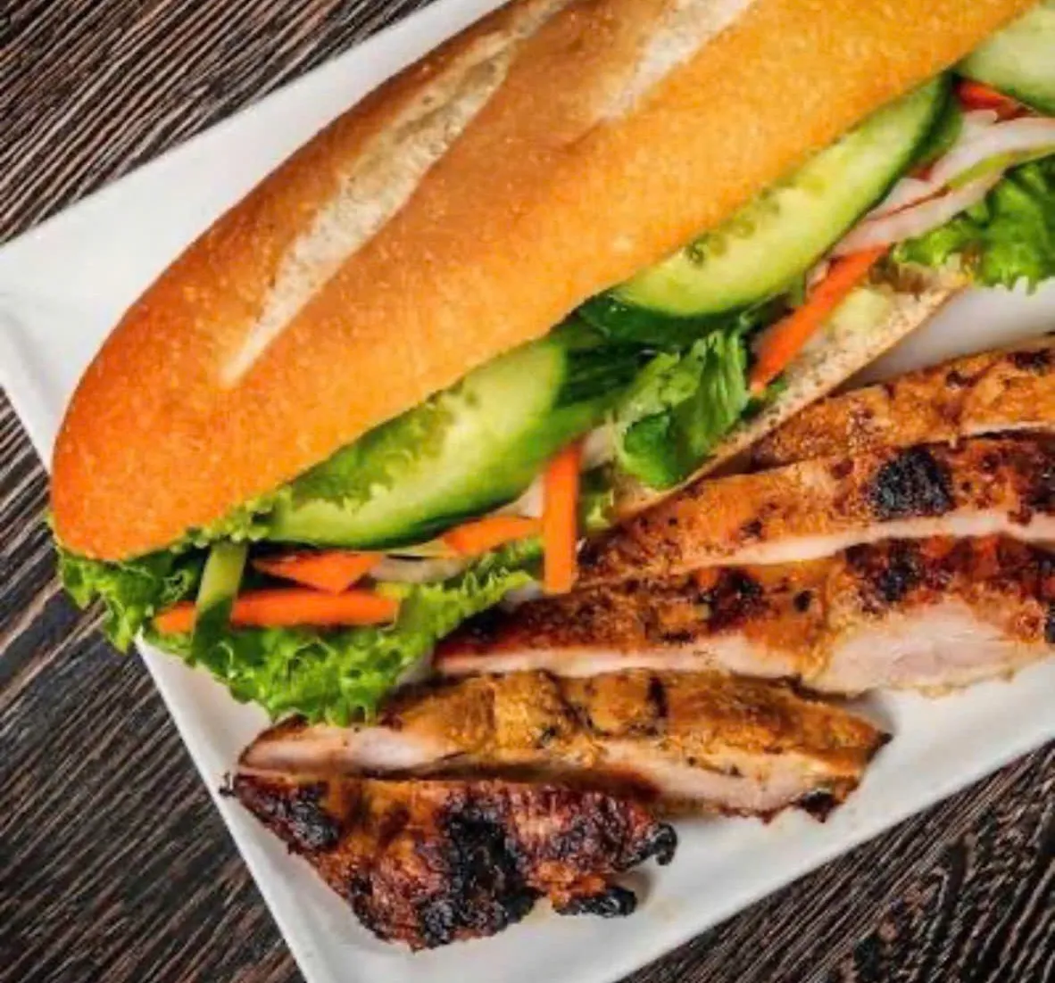 Bánh Mì Patê Gà Nướng: Grilled chicken & pâté